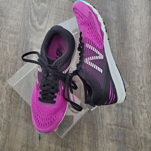 New Balance Sneakers Women Size 7.5 Purple Black Running Shoes Hanzo S RevLite